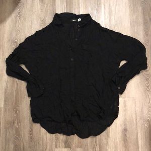 BDG BUTTON DOWN BLACK TOP